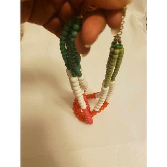 Francesca's Collections beaded necklace multicolor - Picture 3 of 3
